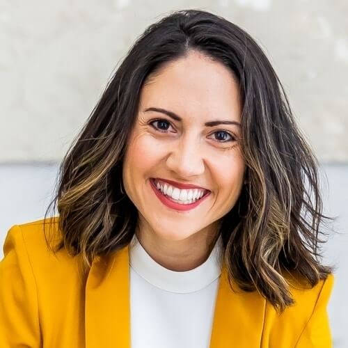 Dana Snyder is a podcast host, digital marketing strategist, and nonprofit influencer.