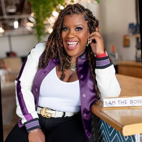 Kishshana Palmer is a well-known nonprofit influencer, speaker, and trainer.